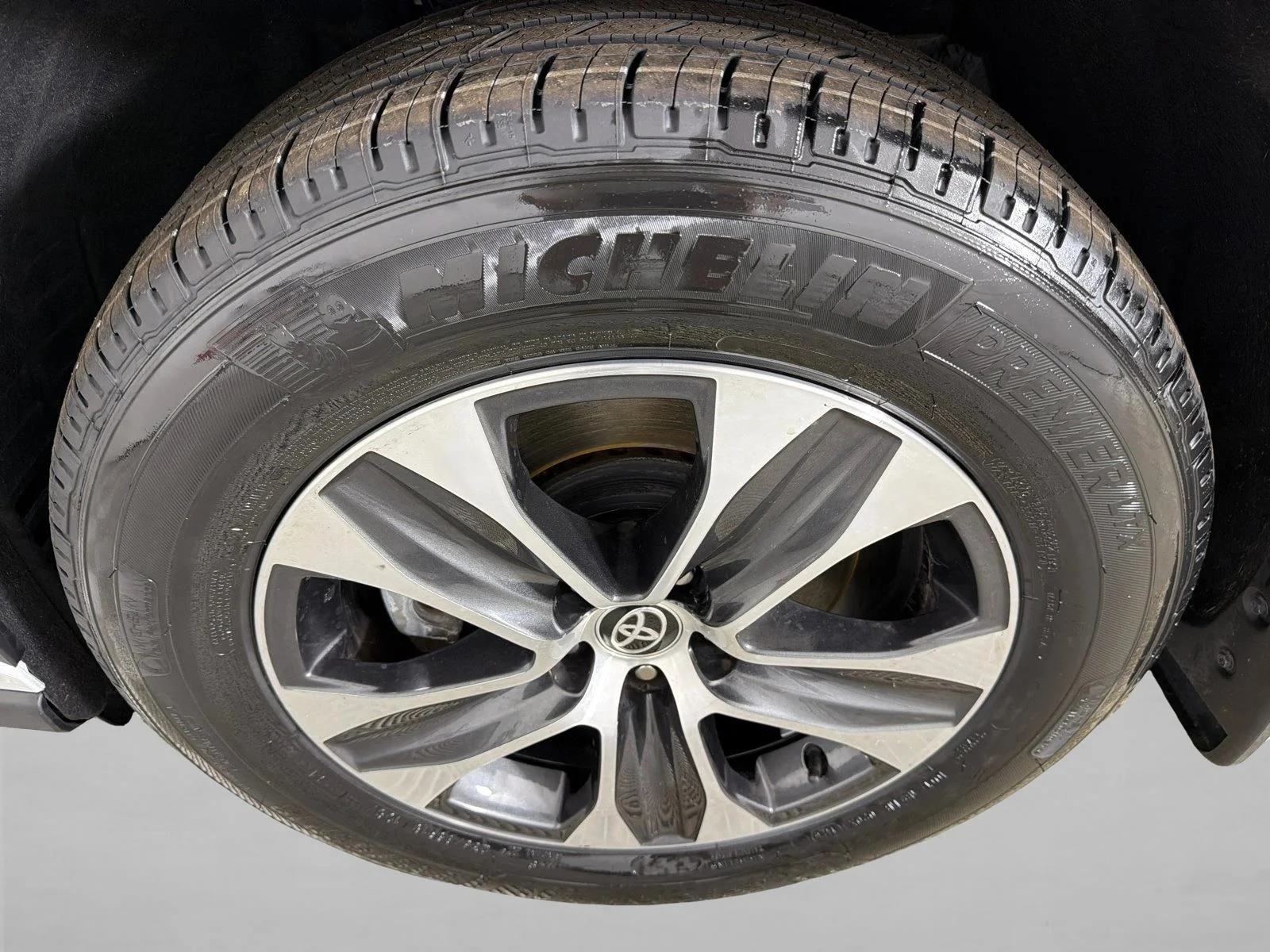 Used 2025 Gray Toyota LE image 12