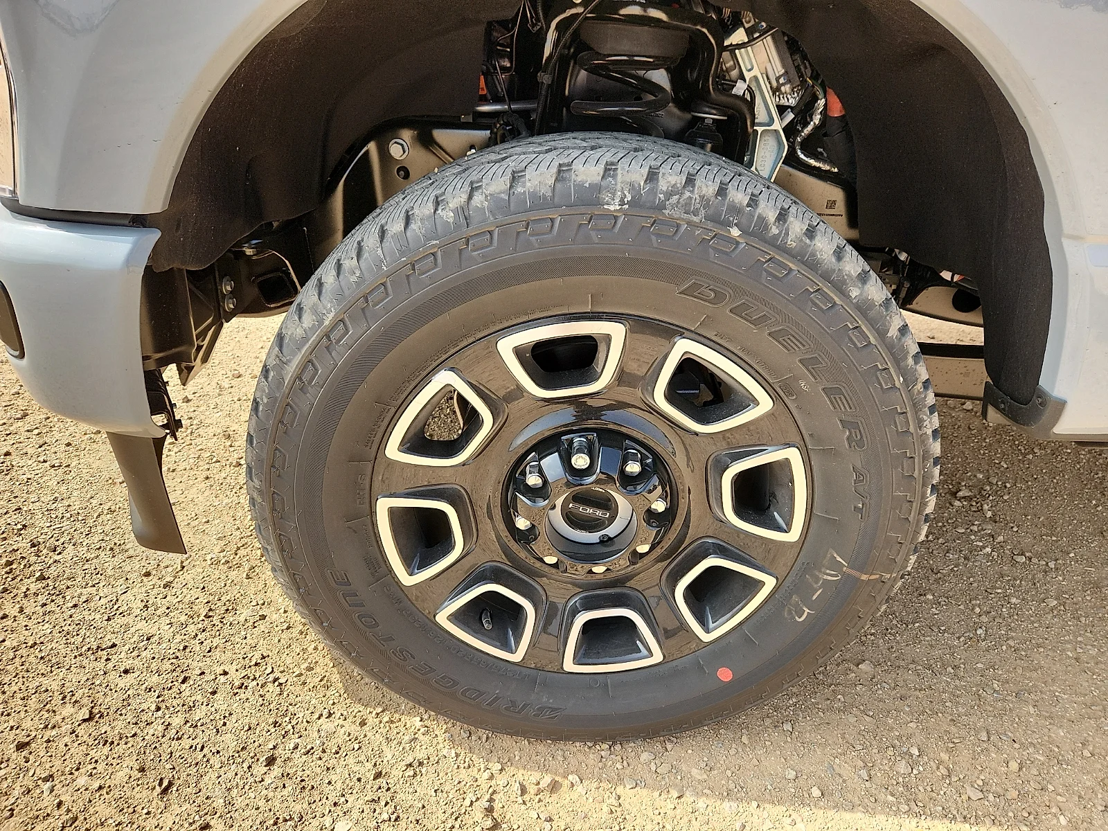 New 2026 Glacier Gray Metallic Tri-Coat Ford F-250® Platinum® image 9