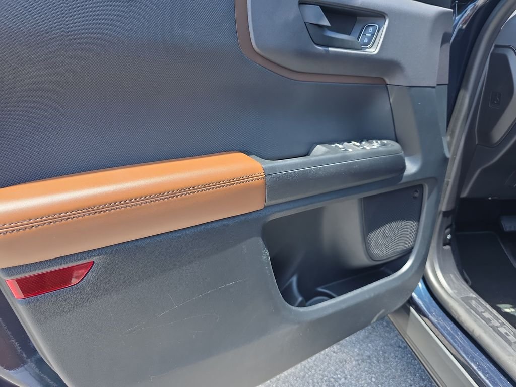 Used 2021 Blue Ford Badlands image 19