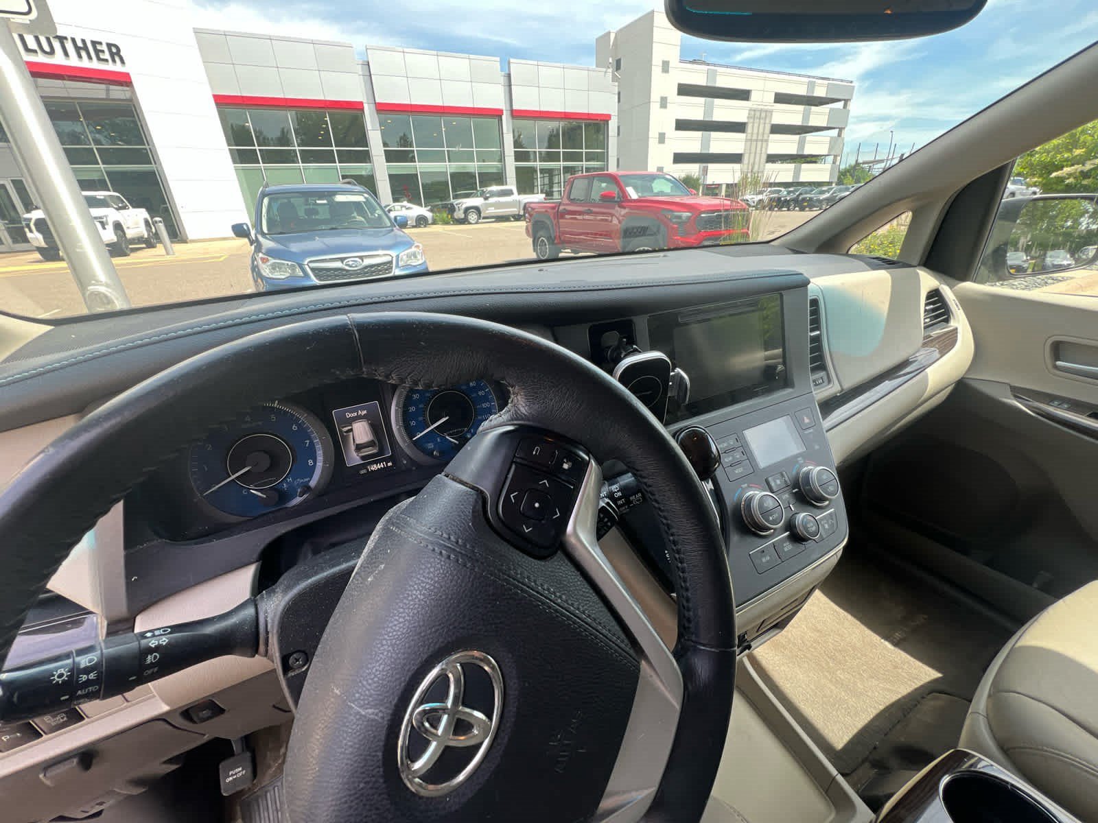 Used 2017 Blizzard Pearl Toyota XLE image 11