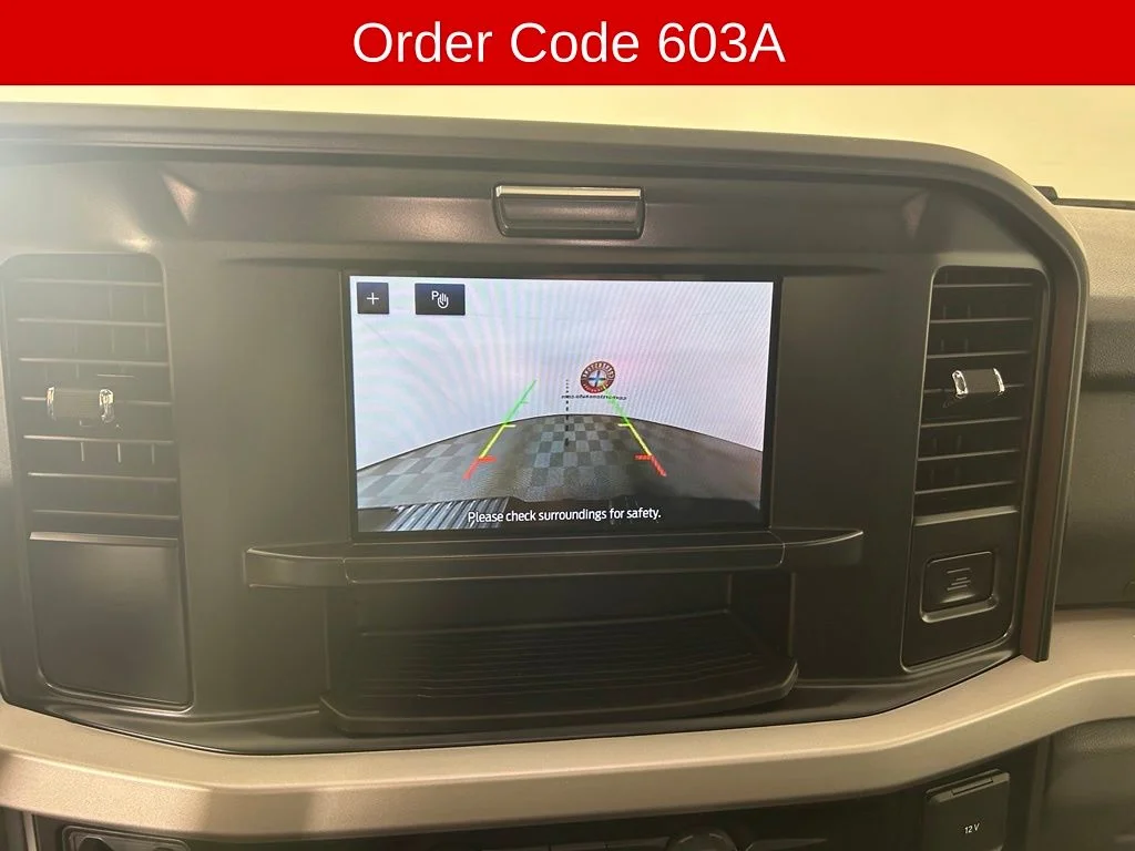 New 2026 Oxford White Ford F-250® XLT image 4
