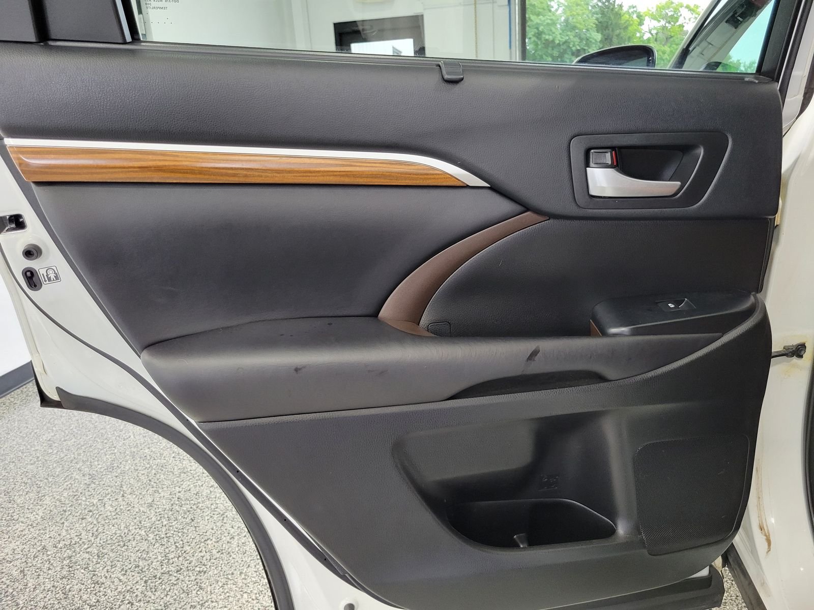 Used 2018 White Toyota Limited Platinum image 23