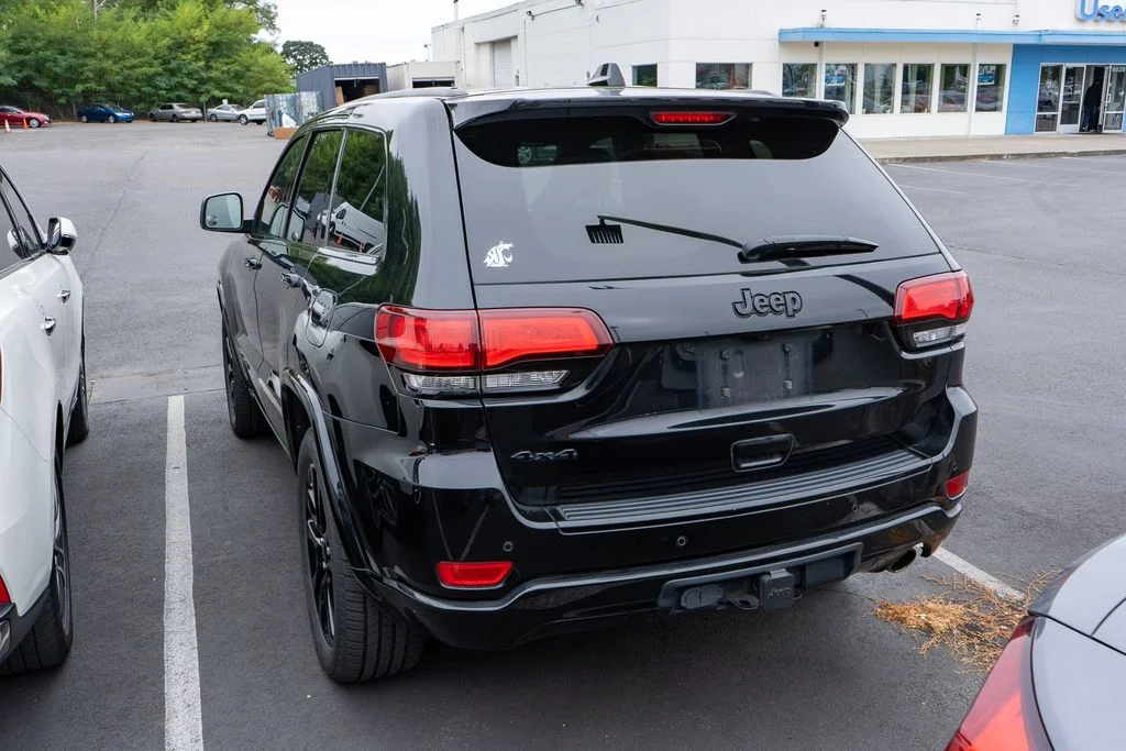 Used 2017 Diamond Black Jeep Altitude image 4
