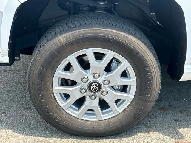 Used 2024 White Toyota SR5 image 13