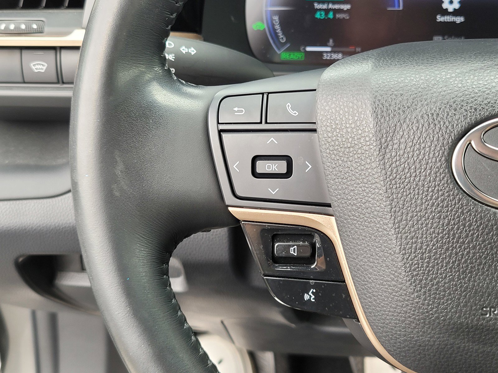 Used 2023 Gray Toyota  image 25