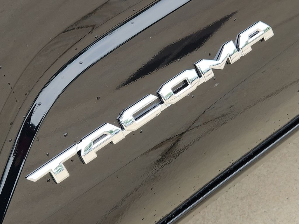 New 2026 Black Toyota  SR5 image 7