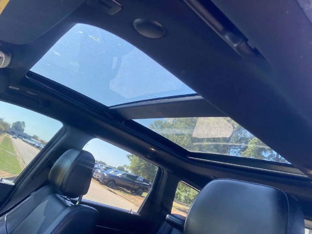 Certified Used 2020 Gray Jeep Limited image 24