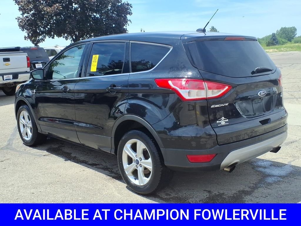 Used 2015 Black Ford SE image 4
