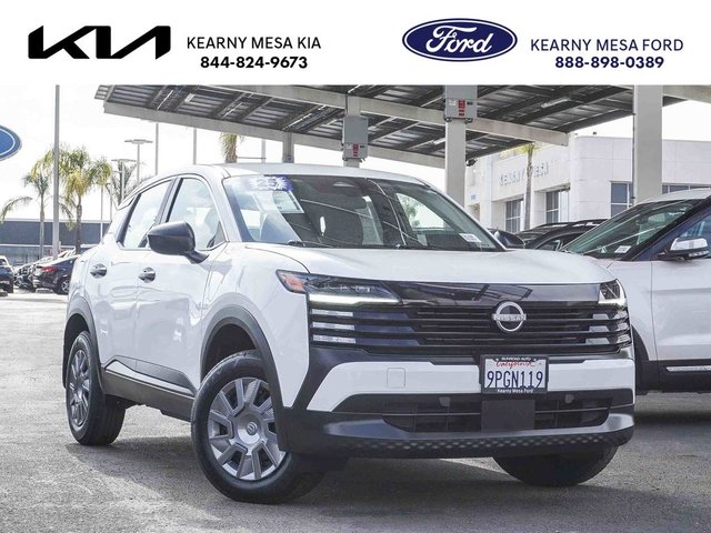 2025 Nissan Kicks S