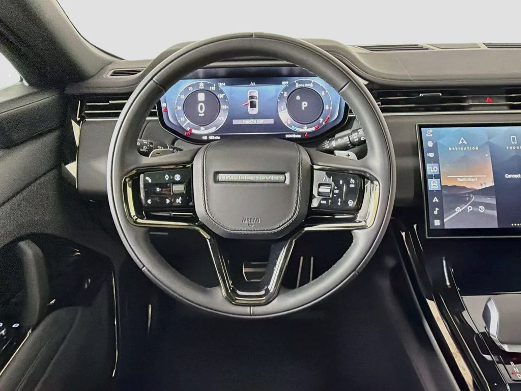 New 2027 Fuji White Land Rover Dynamic SE image 24