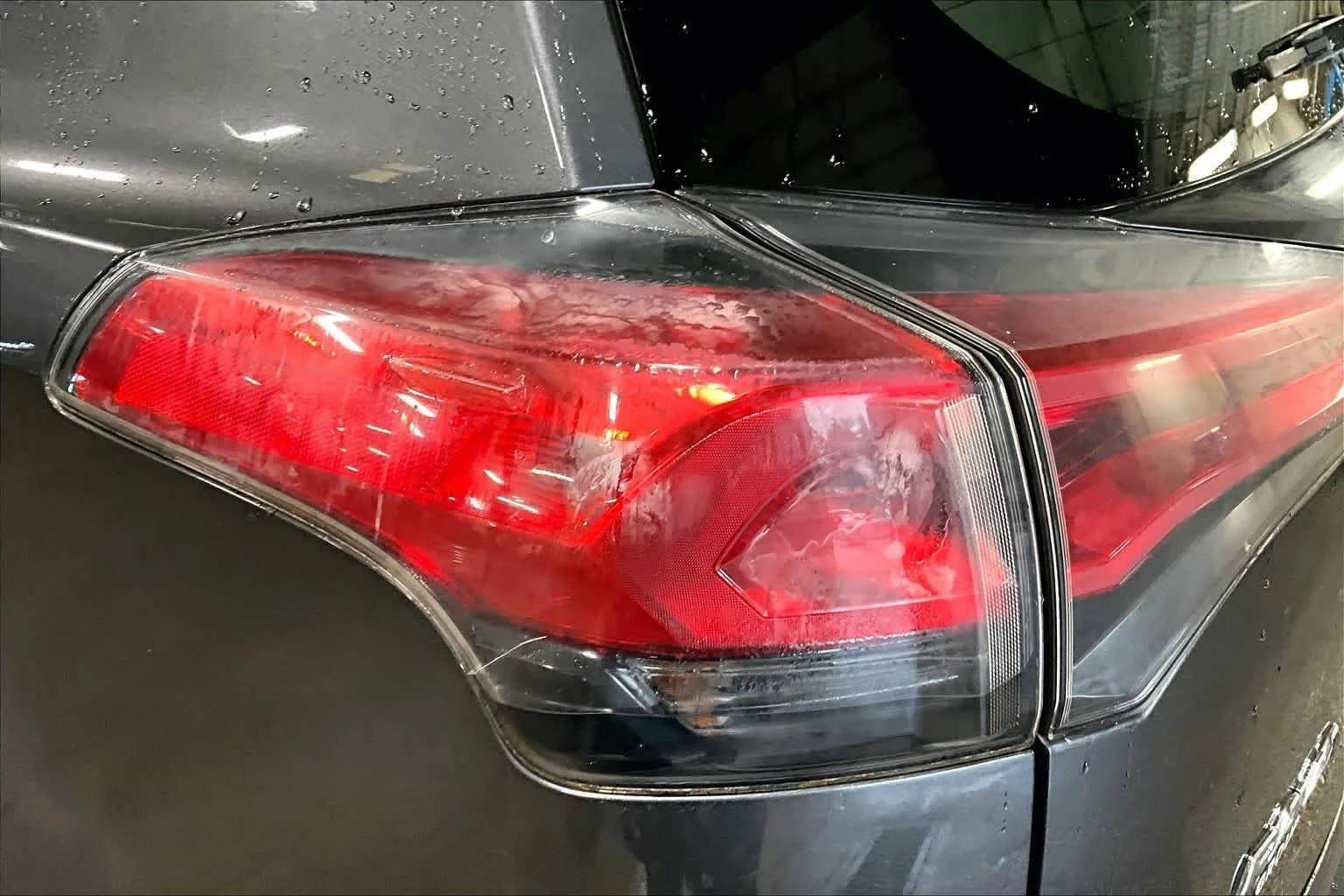 Used 2018 Magnetic Gray Metallic Toyota XLE image 27