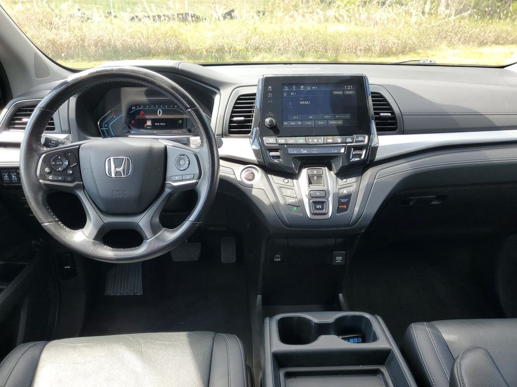 Certified Used 2021 Platinum White Pearl Honda EX-L image 16