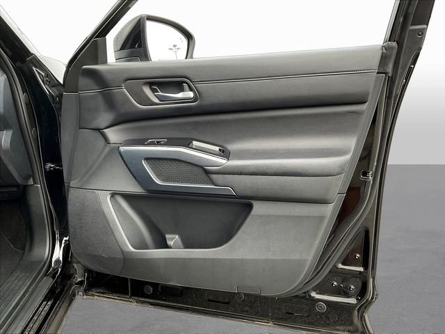 Used 2024 Black Nissan SL image 29
