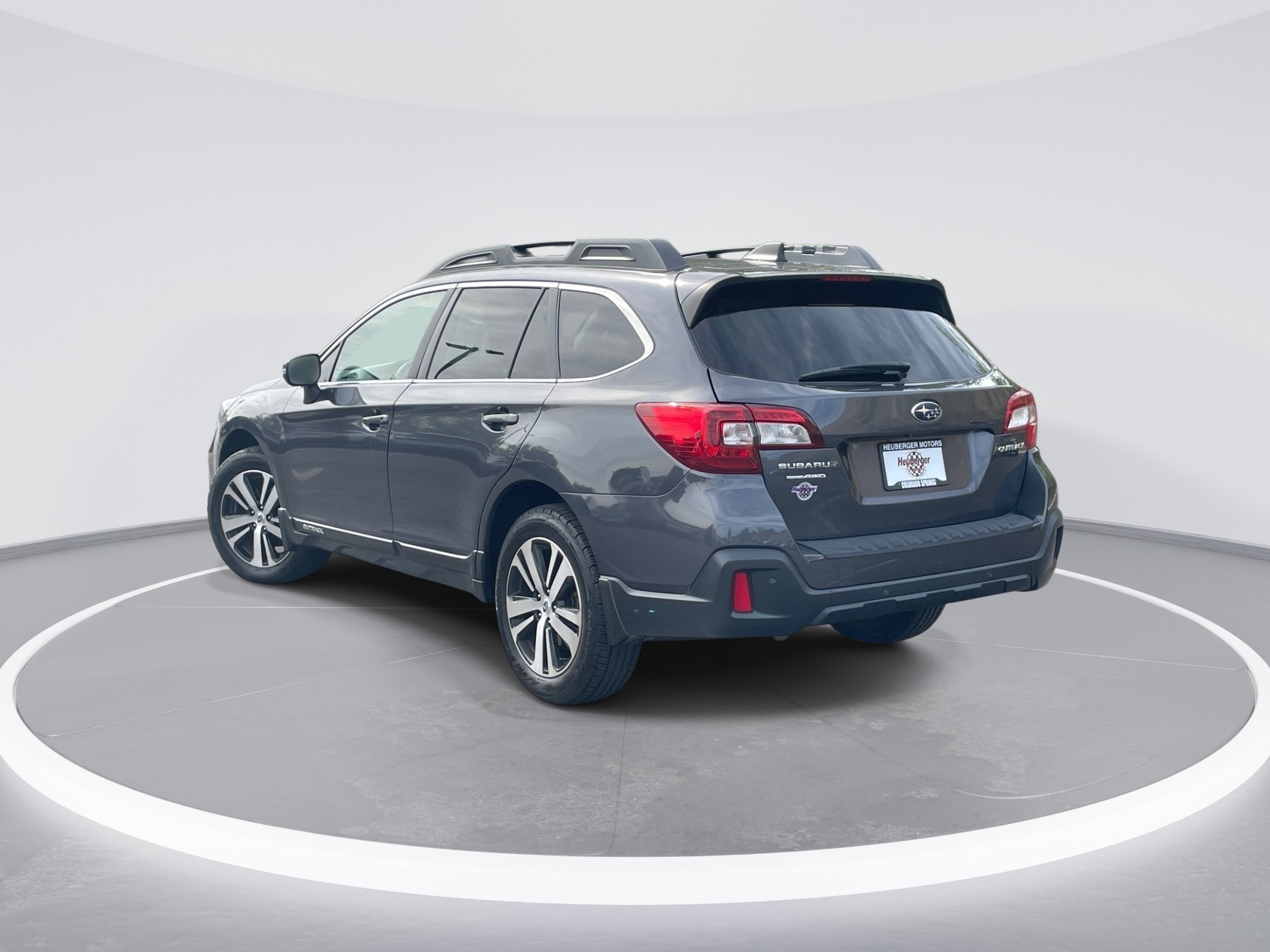 Used 2019 Magnetite Gray Metallic Subaru Limited image 7