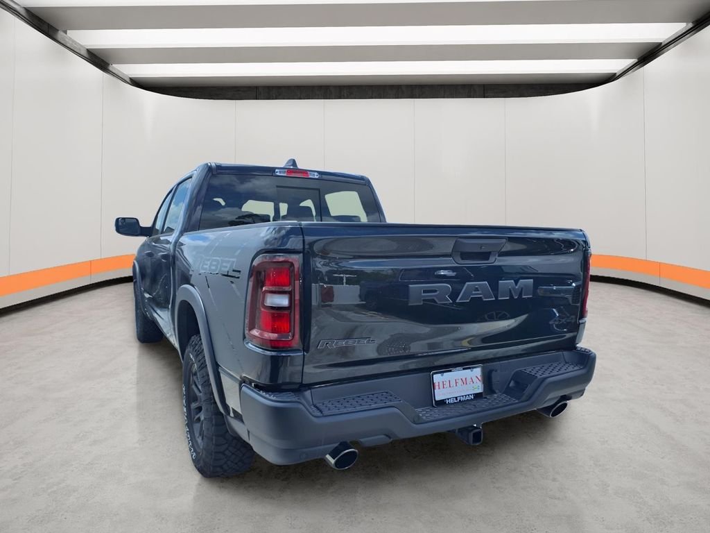 New 2026 Diamond Black Crystal Pearl-Coat Exterior Paint RAM Rebel image 4