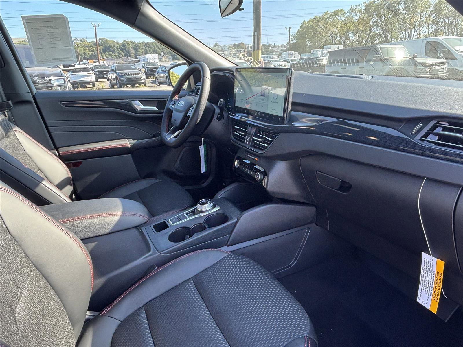 2026 Ford Escape Hybrid ST-Line Select - Photo 15