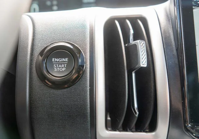 Used 2025 White Ford Active image 28