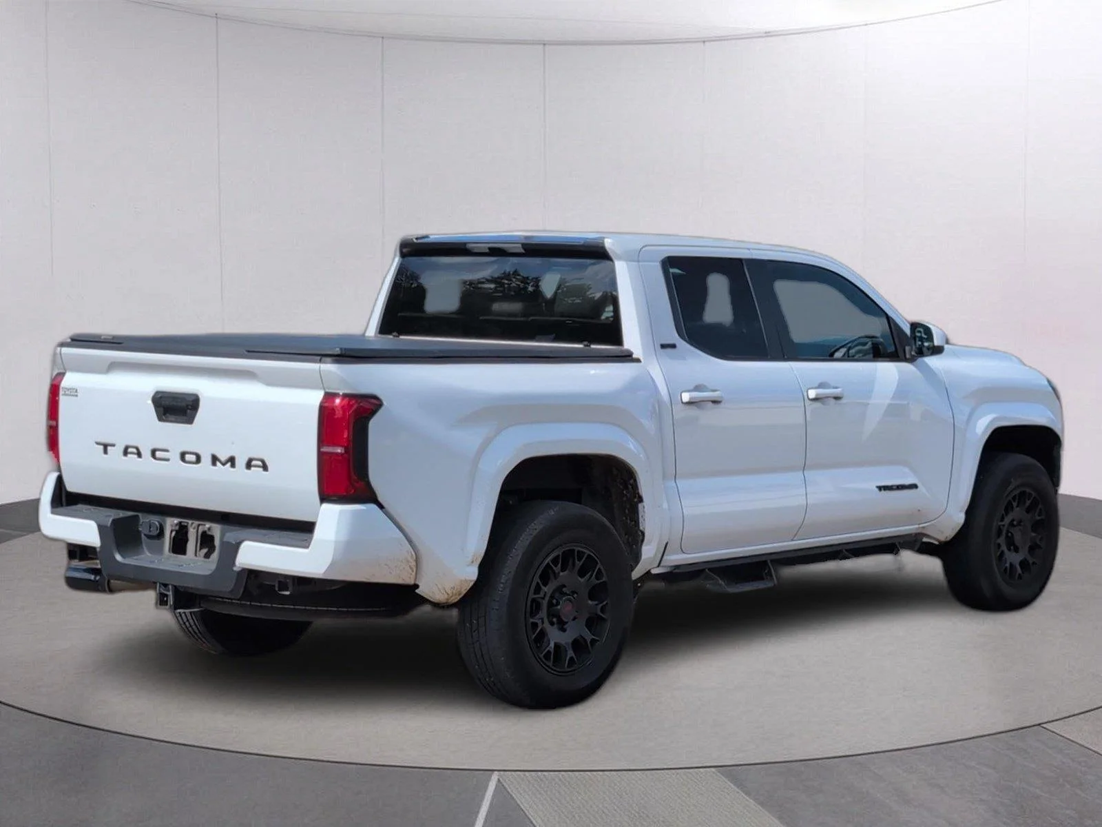 Used 2025 Ice Cap Toyota SR5 image 6