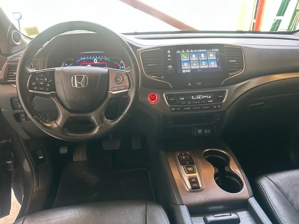 Used 2021  Honda EX-L image 24
