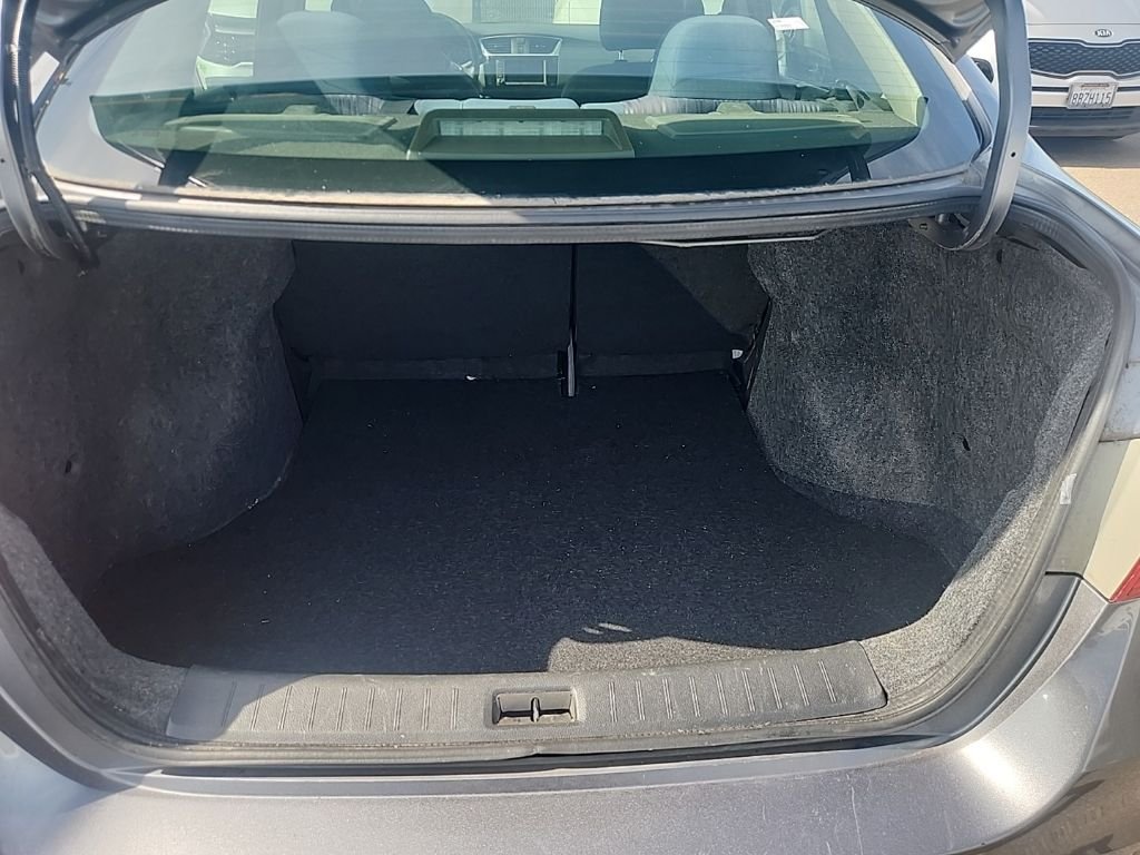 Used 2019 Gray Nissan SV image 17
