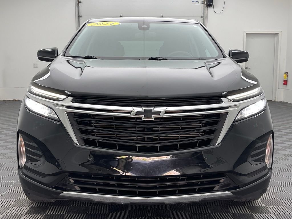Used 2024 Mosaic Black Metallic Chevrolet LT image 13