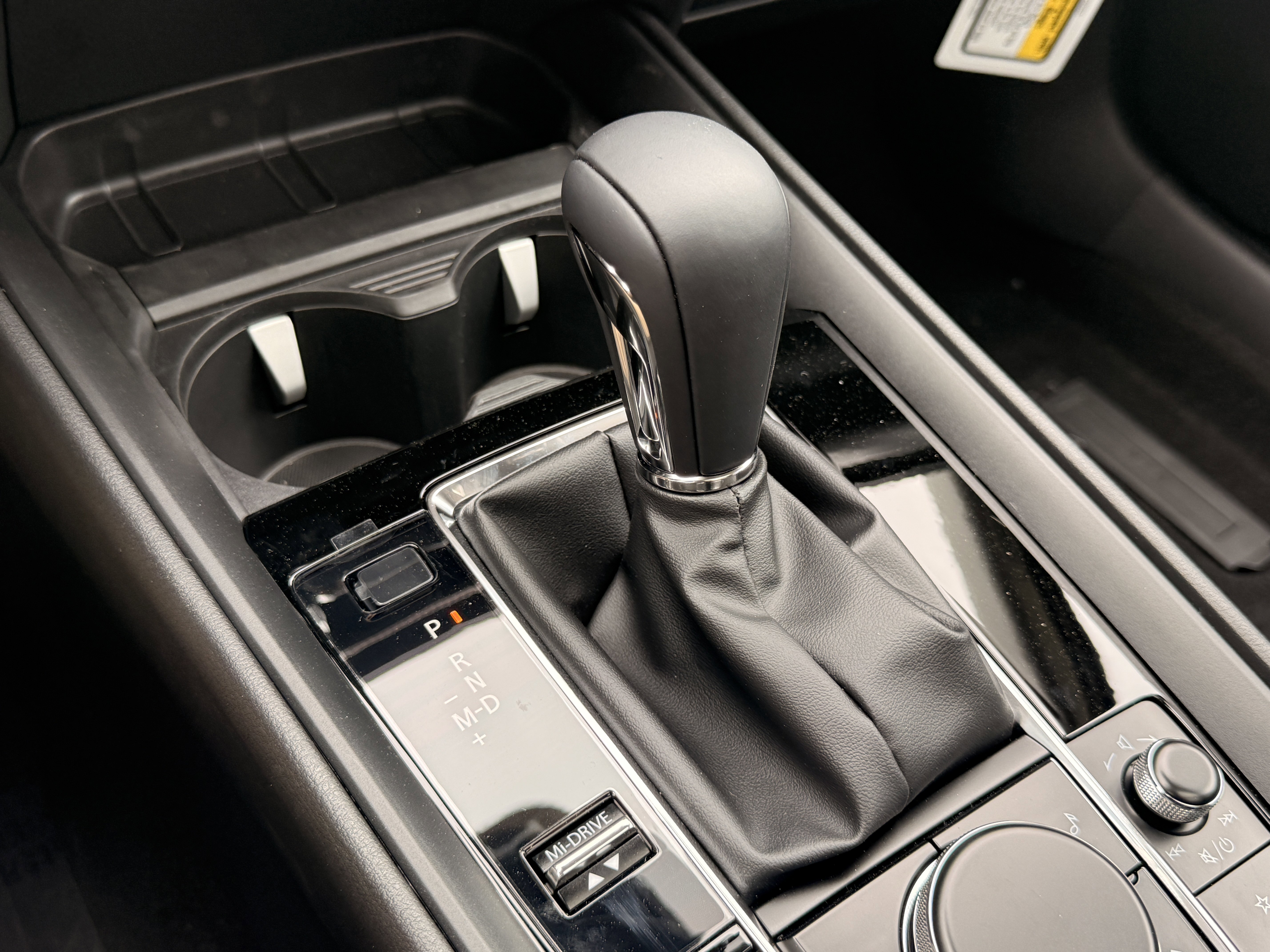 New 2026 Jet Black Mica Mazda 2.5 Turbo Premium Plus image 24