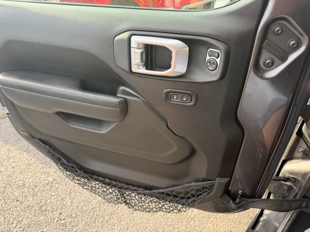 Used 2022 Gray Jeep Willys image 15