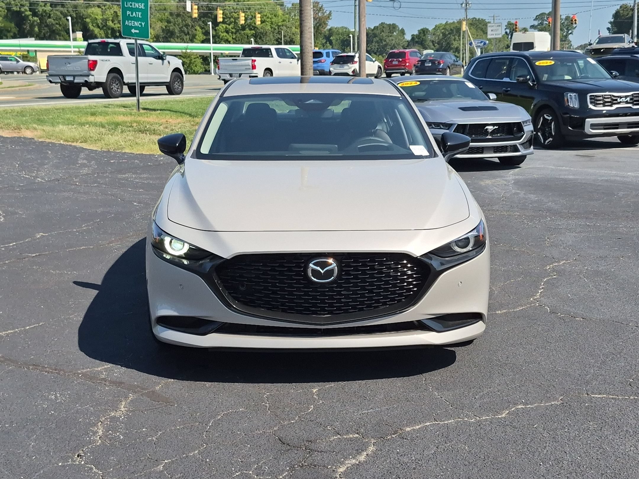 2026 Mazda Mazda3 Turbo Premium Plus - Photo 8