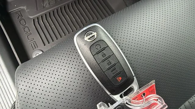 2026 Nissan Rogue Platinum - Photo 29