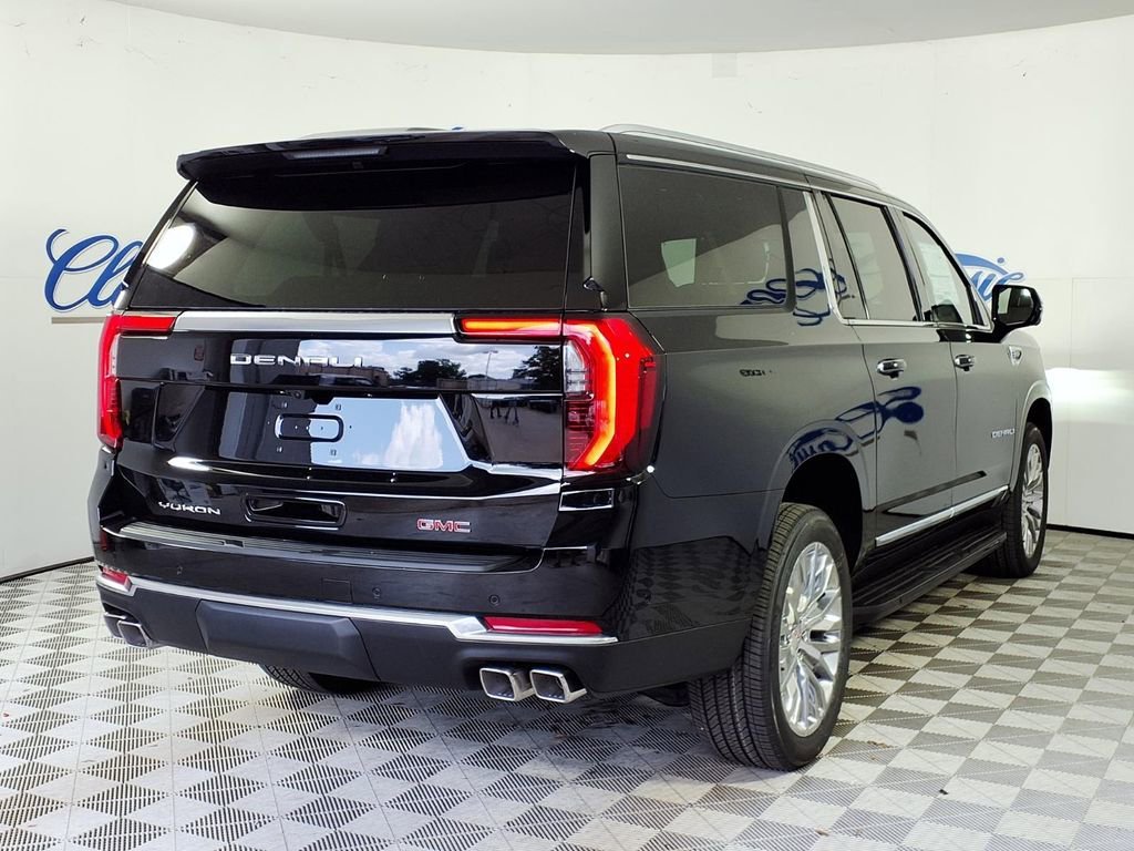 2026 GMC Yukon XL Denali - Photo 6
