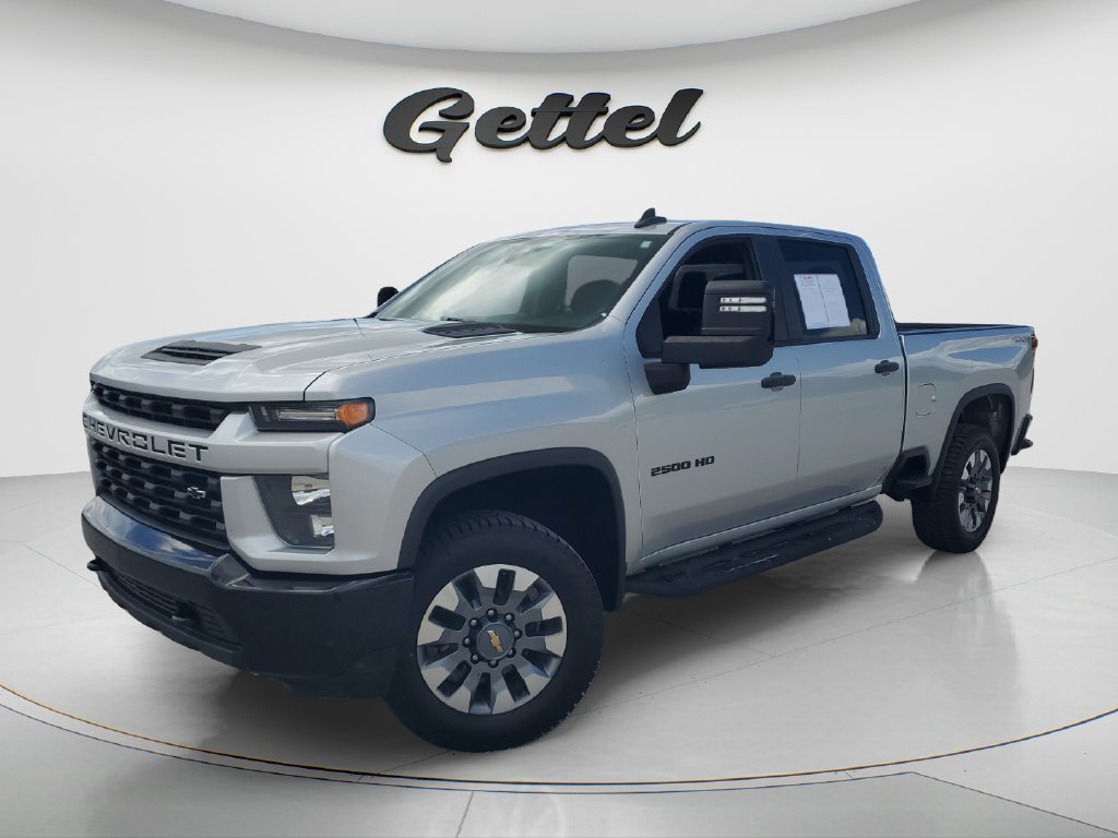 Used 2021 SILVER ICE METALLIC Chevrolet Custom image 1