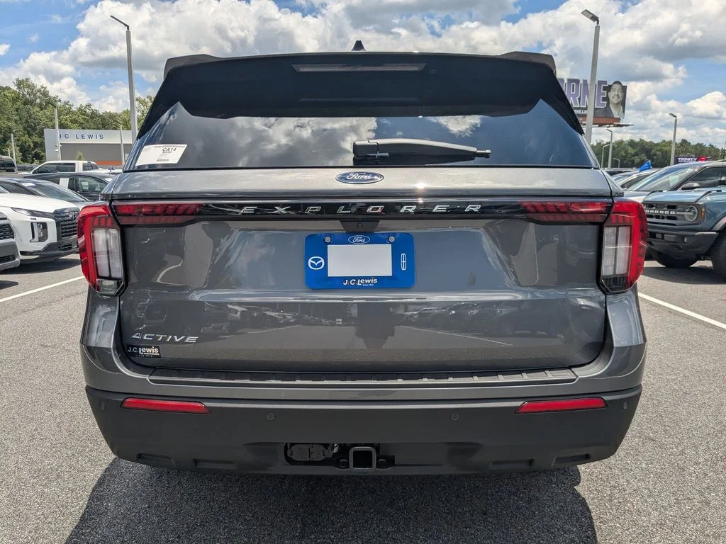 New 2026 Carbonized Gray Metallic Ford Active image 5