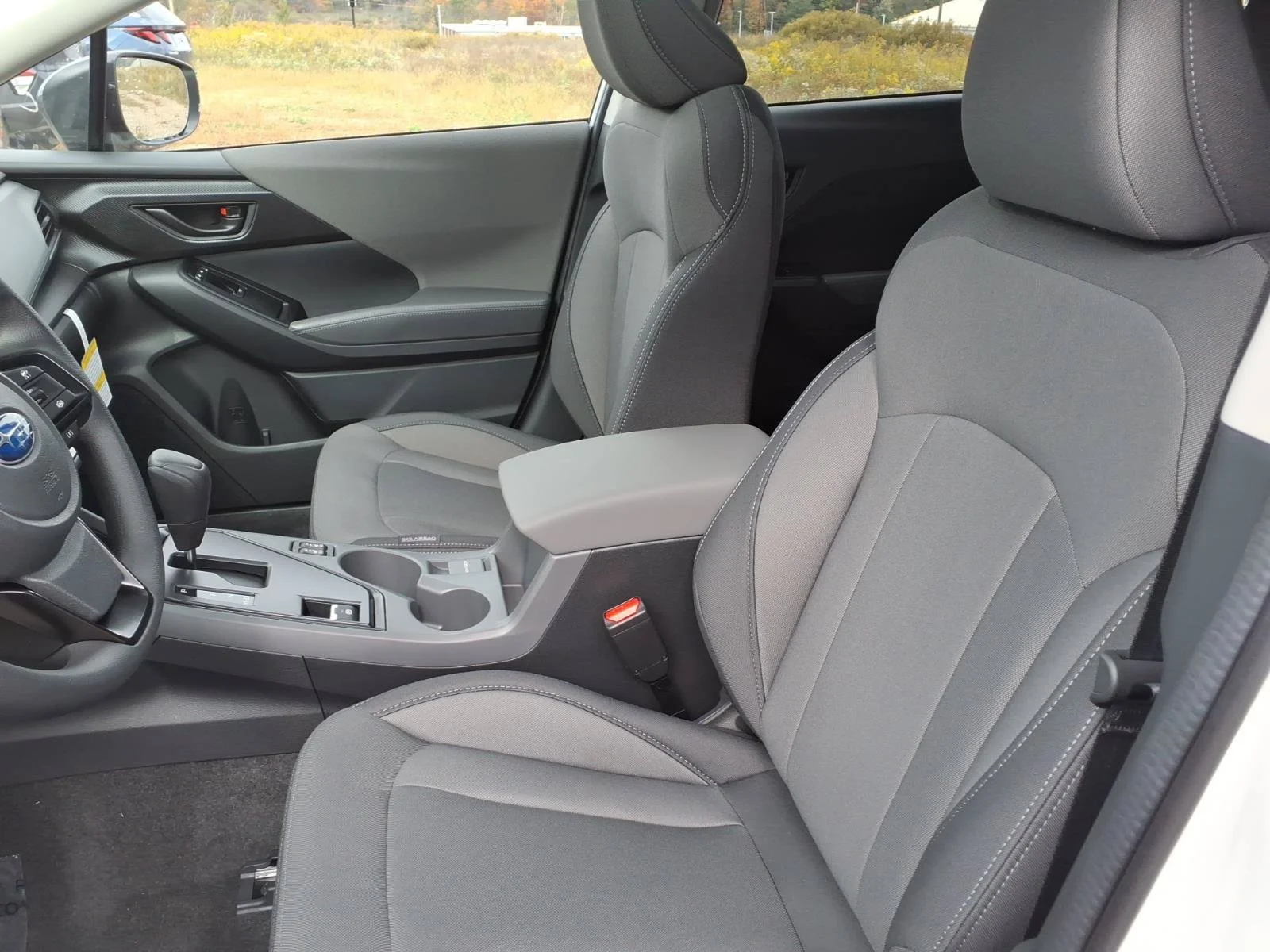 New 2027 CRYSTAL WHITE PEARL Subaru Premium image 5