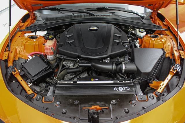 2019 Chevrolet Camaro 1LT - Photo 13