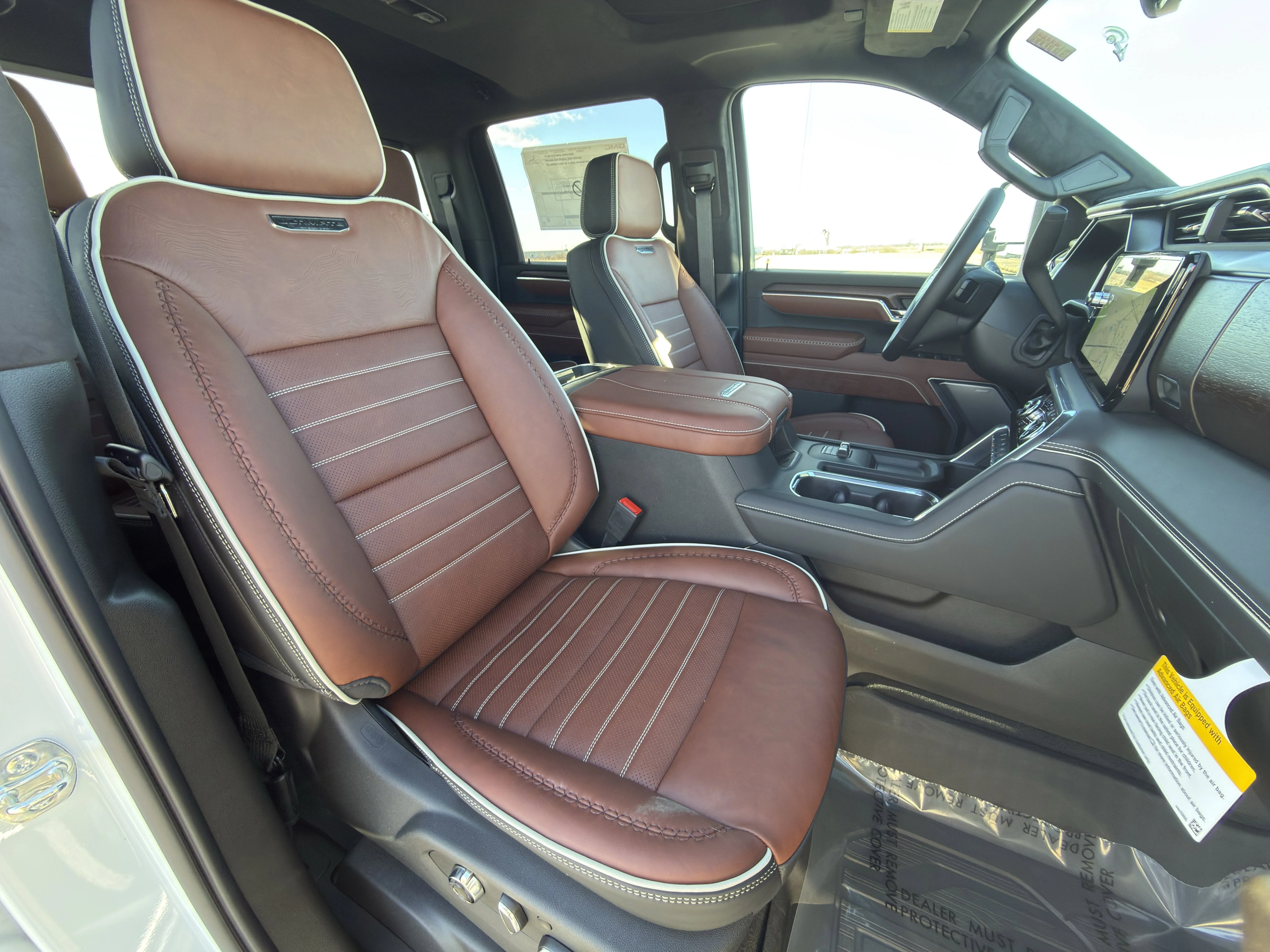 2026 GMC Sierra 3500HD Denali Ultimate - Photo 16