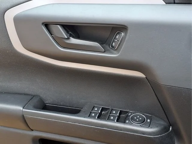 Used 2024  Ford Big Bend image 19