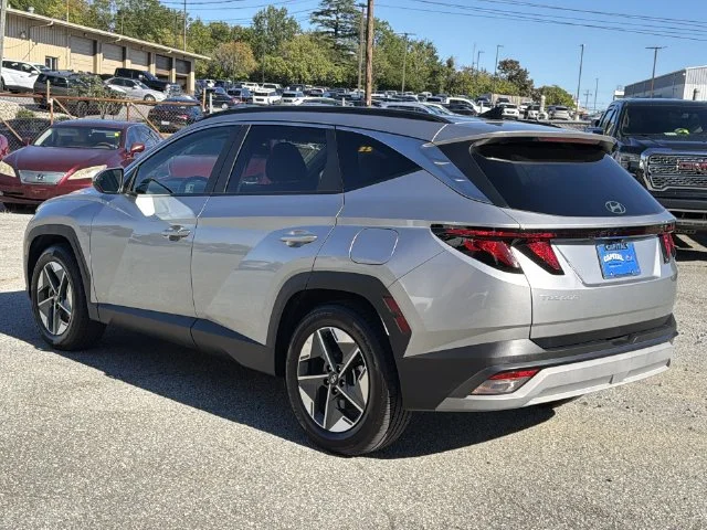 Used 2025 Silver Hyundai SEL image 11
