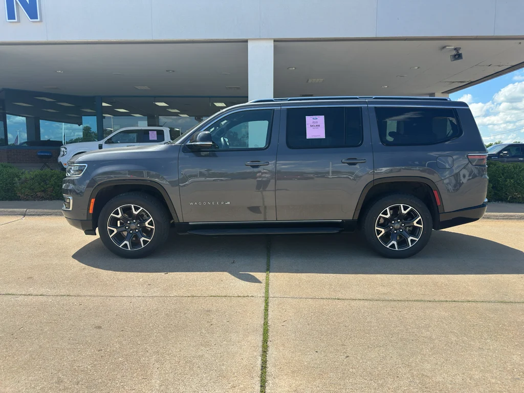 Used 2024 Gray Jeep Series III image 8