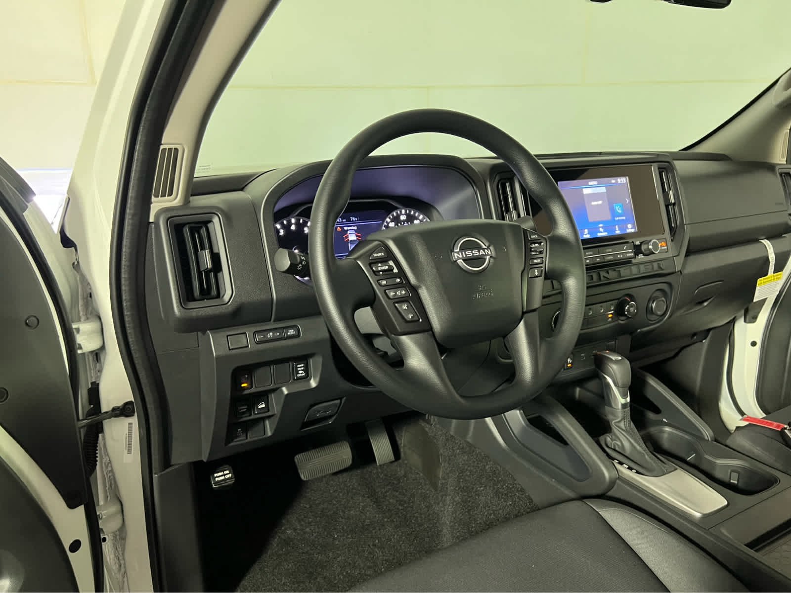 New 2026 Glacier White Nissan King Cab® S image 13