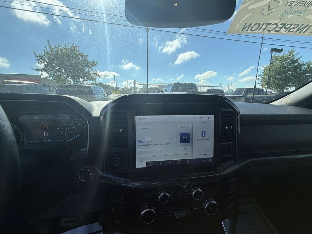 Used 2022 Black Ford XLT image 16