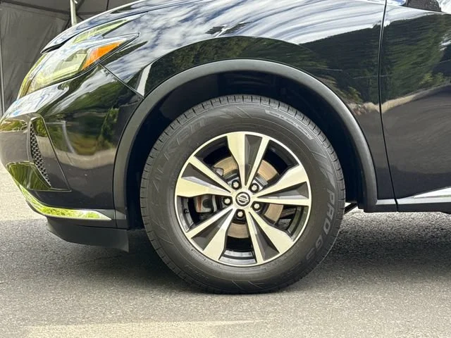 Used 2020 Super Black Metallic Nissan SV image 7