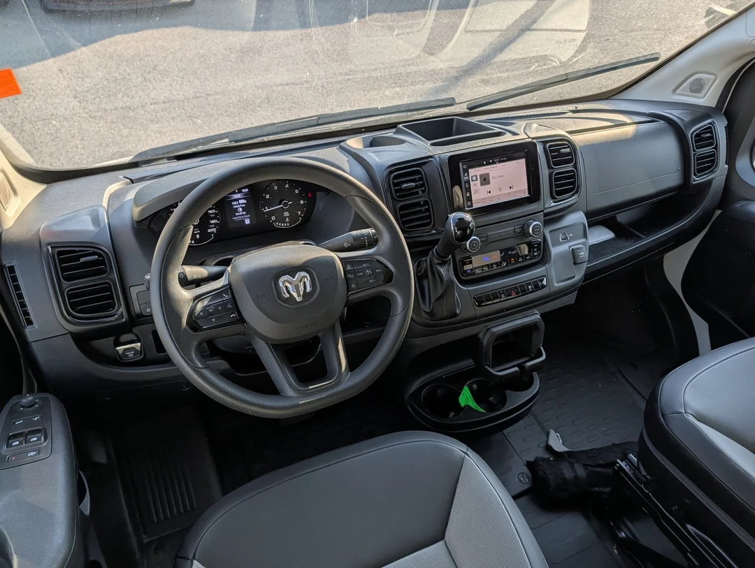 Certified Used 2025 White RAM Tradesman - Convienence Grp - Mopar Wall Paneling - LOW KMS image 21