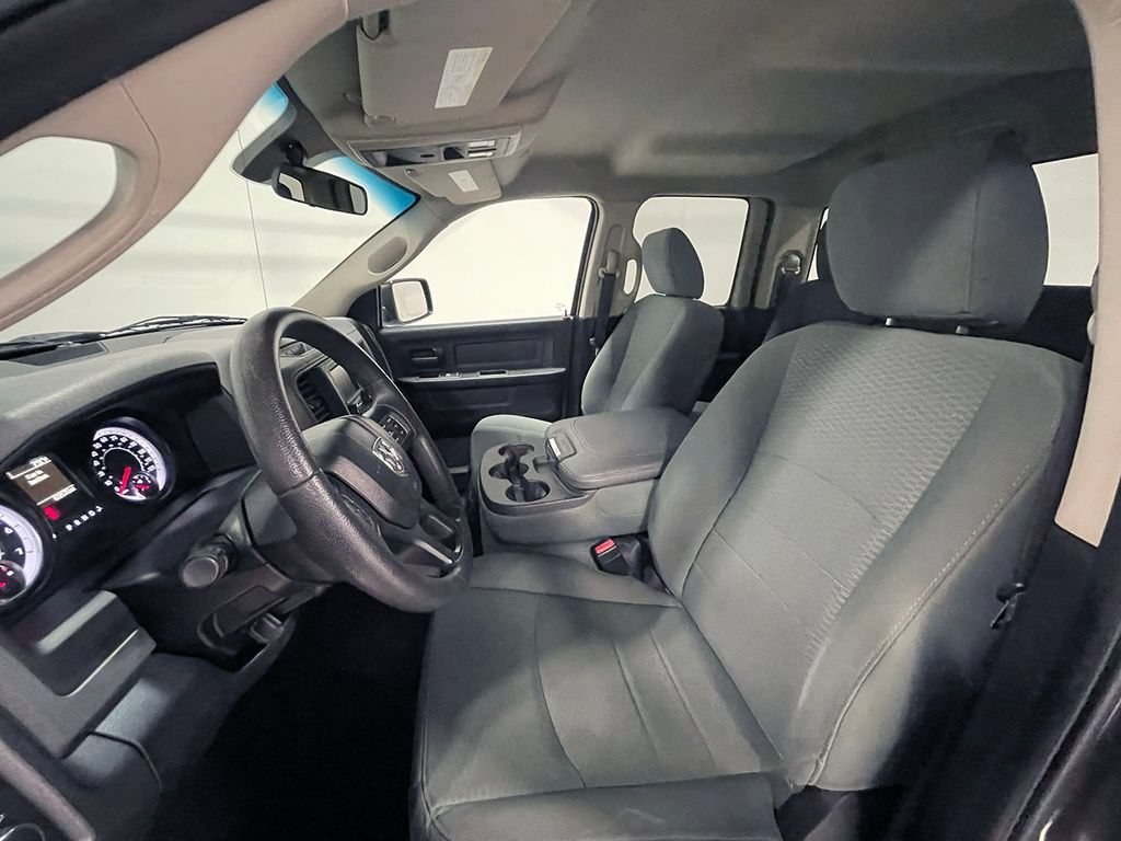 Used 2017 Granite Crystal Clearcoat Metallic Ram Express image 18
