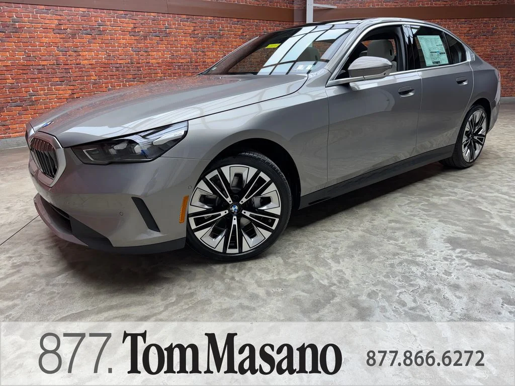 2027 BMW 5 Series 530i xDrive Sedan's photo