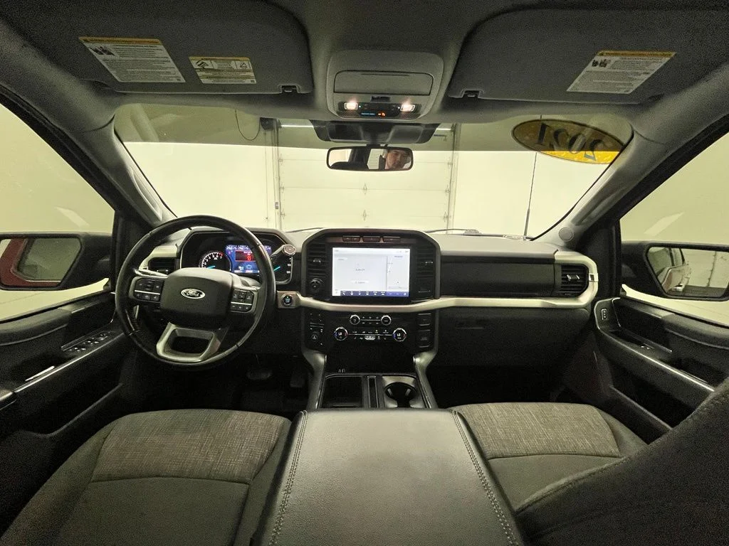 Used 2021  Ford XLT image 4