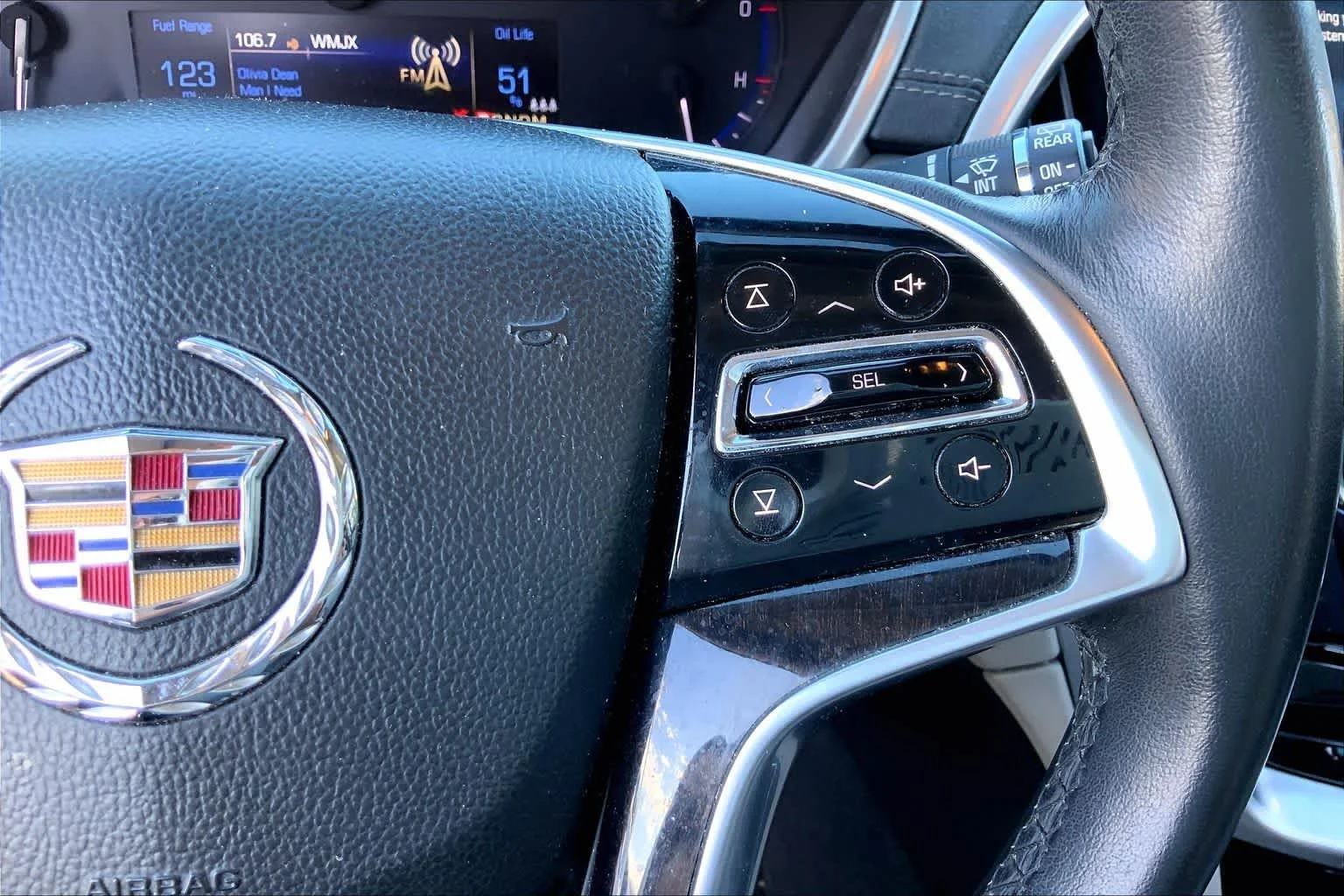 Used 2015 Platinum Ice Tricoat Cadillac Performance Collection image 25