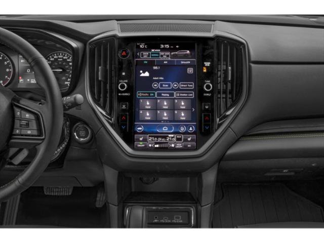 Used 2023 Autumn Green Metallic Subaru Onyx Edition image 13