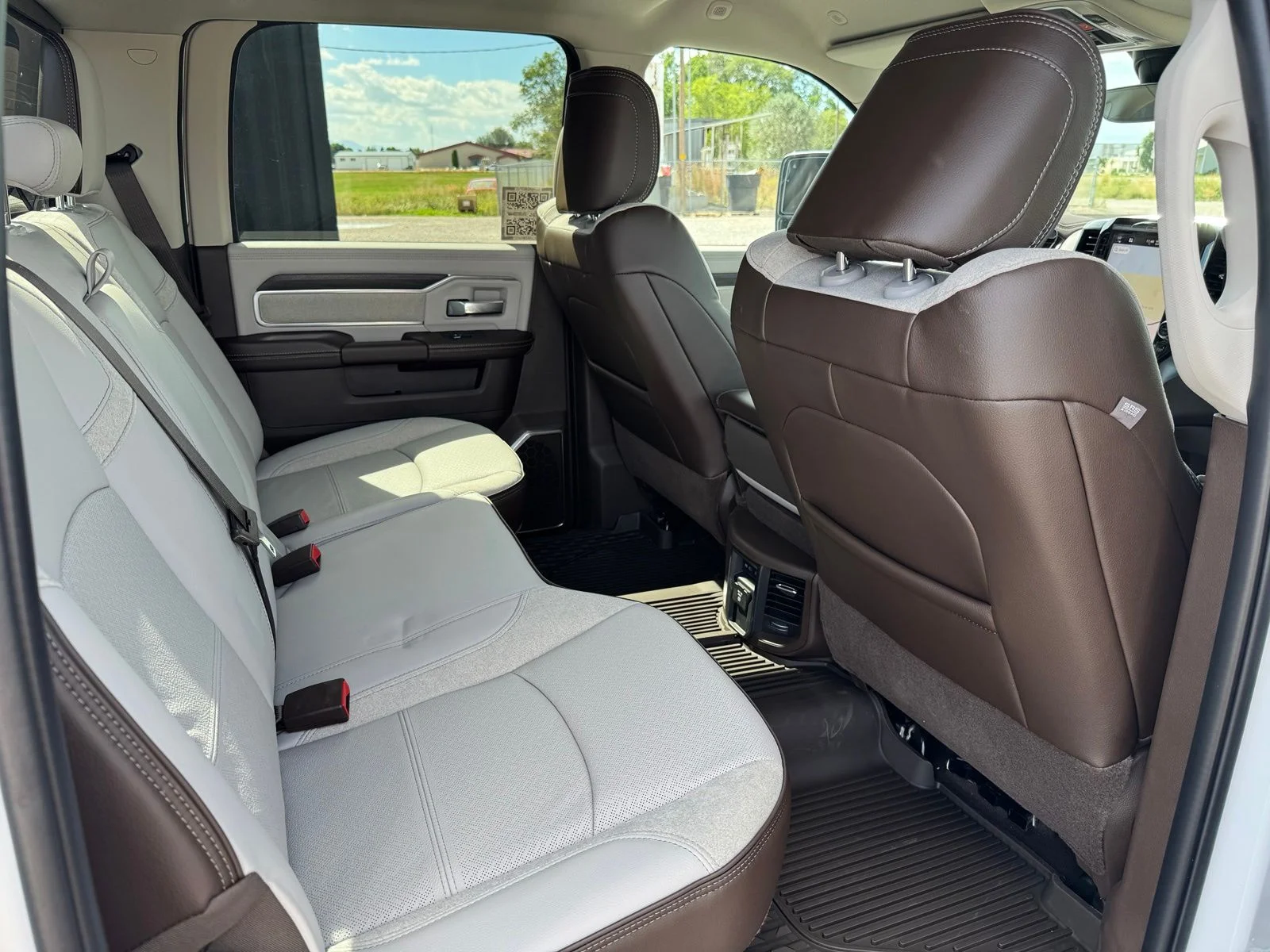 New 2027 Bright White Clearcoat RAM Laramie image 40