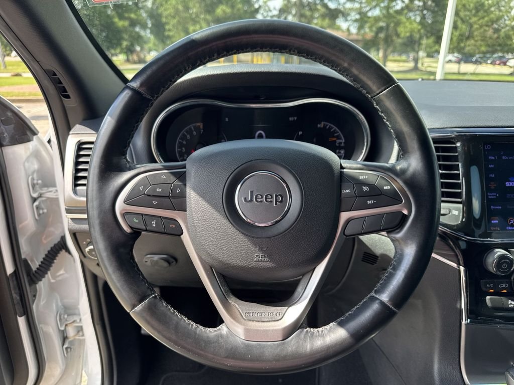 Used 2020 White Jeep Limited image 11