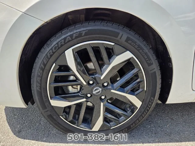Used 2024 White Nissan 1.6 SR image 22